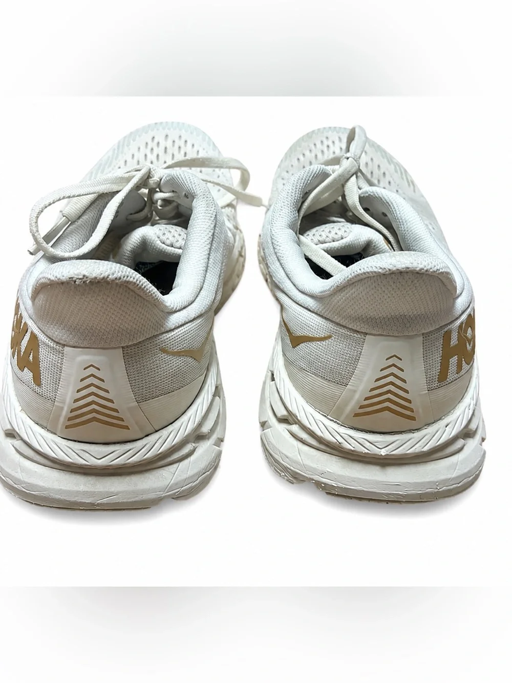 Hoka One One hoka one